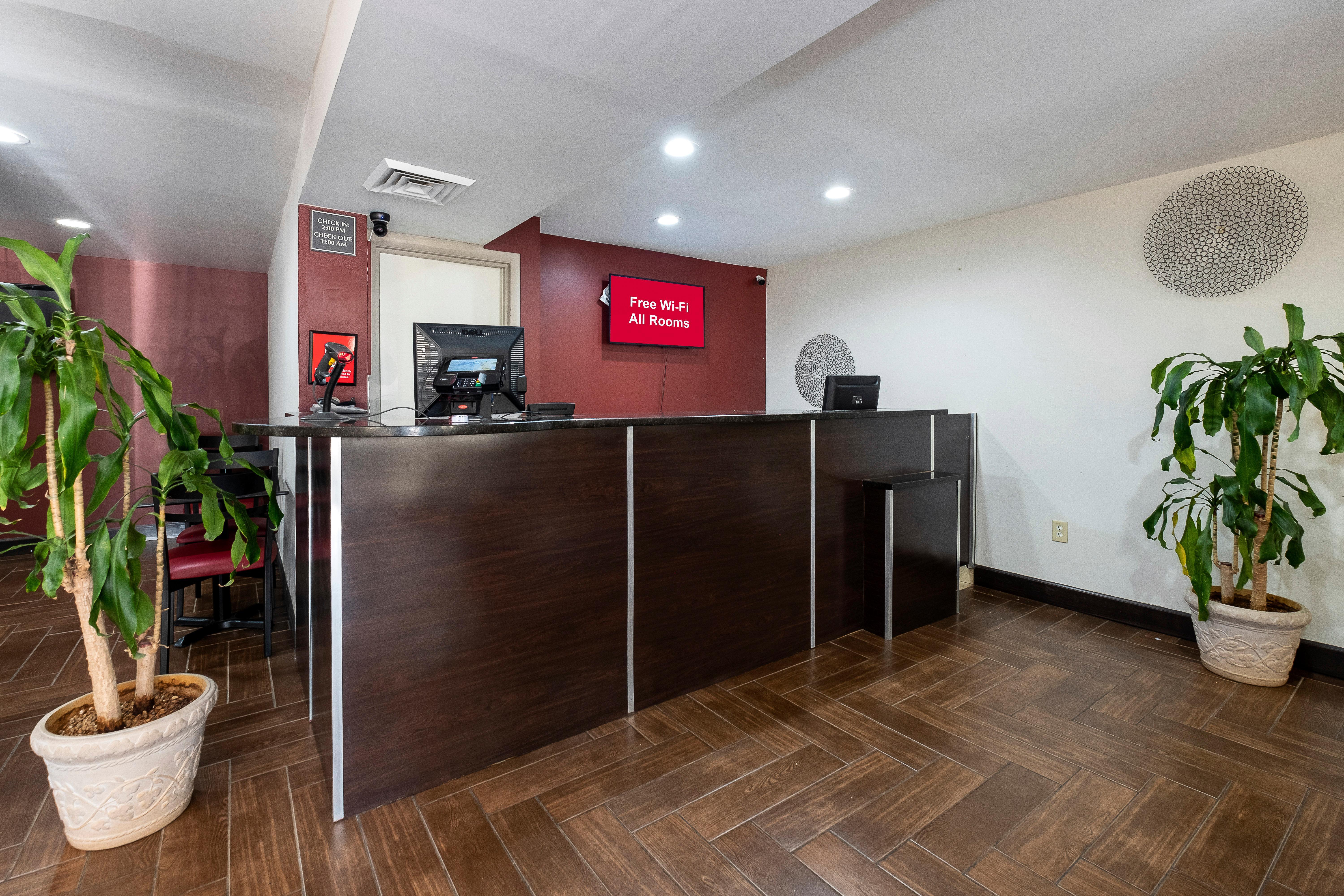 Red Roof Inn Raleigh North-Crabtree Mall-Lenovo Center Eksteriør bilde