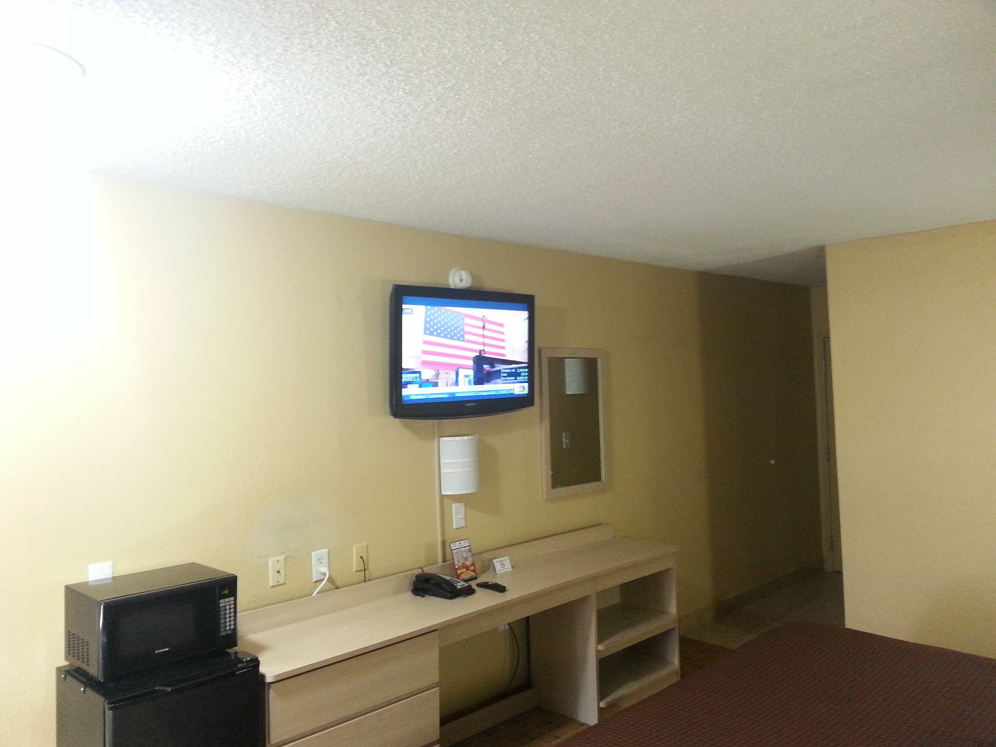 Red Roof Inn Raleigh North-Crabtree Mall-Lenovo Center Eksteriør bilde